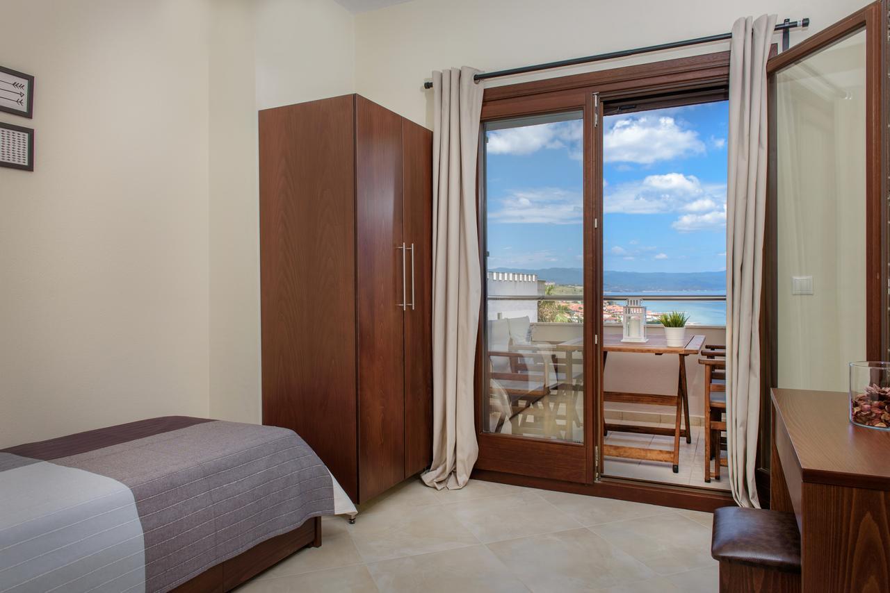 Pleiades Casual Living Apartman Néa Róda Kültér fotó